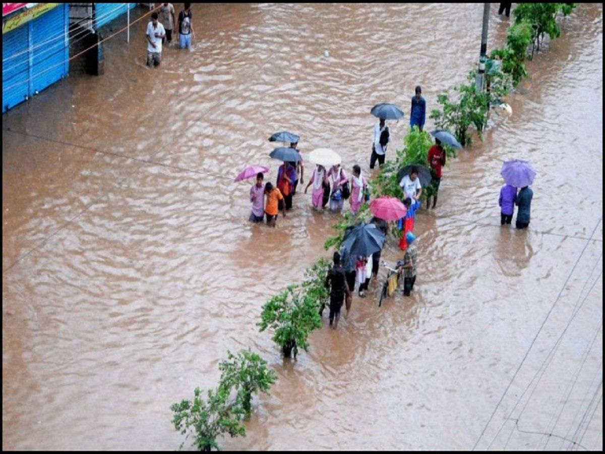 Assam Flood 2020: असम में बाढ़ का 27 जिलों पर असर, 26 लाख से ज्यादा आबादी प्रभावित