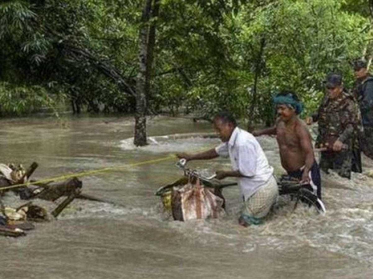 Assam Floods Nearly 57 000 People Across 7 Districts Affected असम में बाढ़ से बुरा हाल 7 जिलों