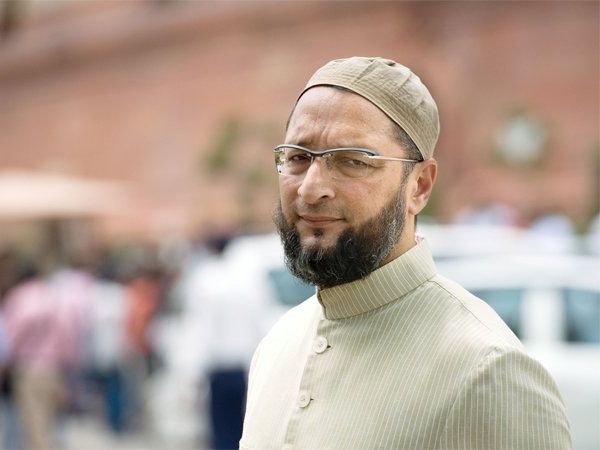 Asaduddin Owaisi advocates hijab in up election