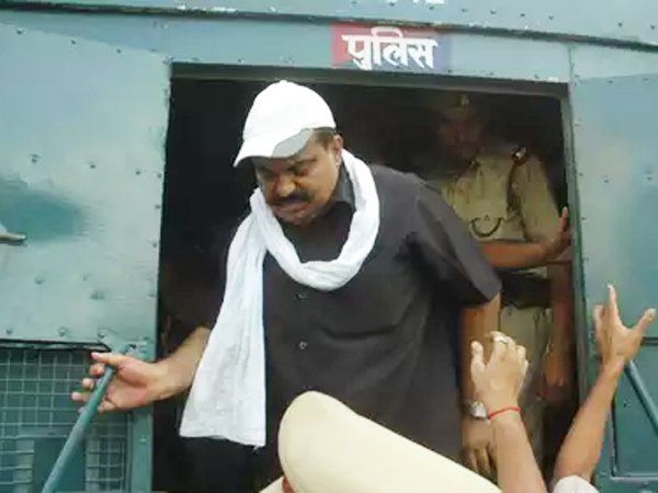 Prayagraj Police takes major action against Bahubali Atiq Ahmad seven properties are attached and seized