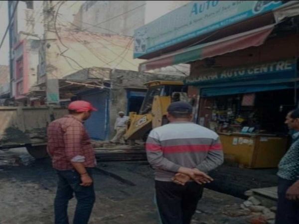 Corporation sent notices to illegal occupants of land worth crores