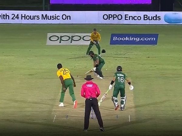 kagiso rabada bowled babar azam