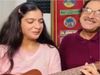 Baap Beti Viral Video Father Daughter Sing a Song Viral Video in Hindi