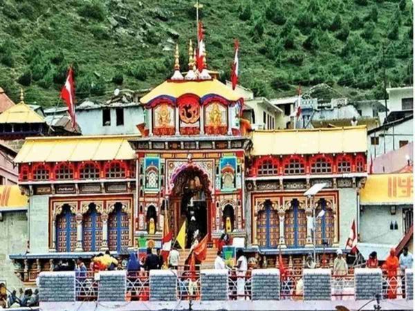 more than 19 lakh devotees took Char Dham Yatra this year Badrinath has reached the maximum number of devotees