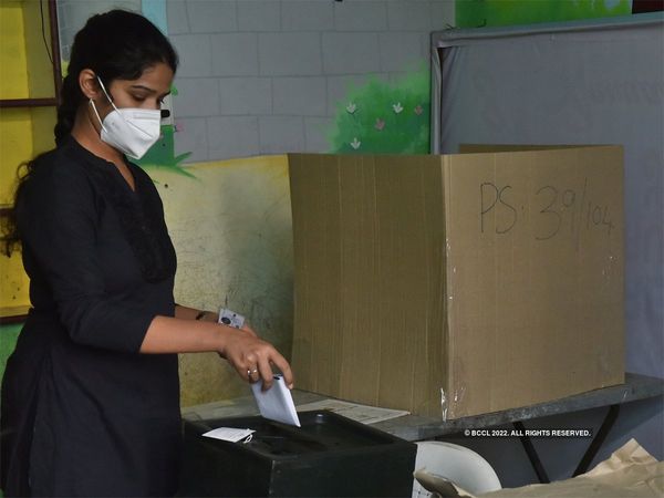  mp panchayat chunav 2022 over 6000 ballot boxes in indore division are damaged 