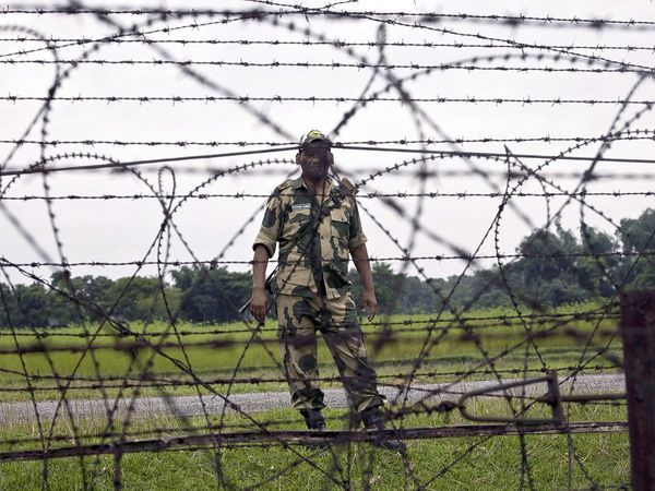 Bangladesh wants ban on cross-border traffic amid growing Corona cases in India