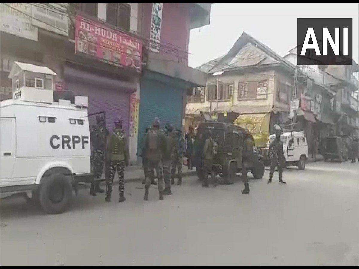 Bandipora Terror Attack: बांदीपोरा आंतकी हमले में दो पुलिसकर्मी शहीद, एलजी मनोज सिन्हा बोले-कायराना हरकत