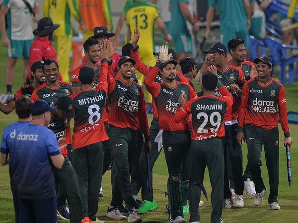 bangladesh wrap up Australia on 62 runs in fifth T20