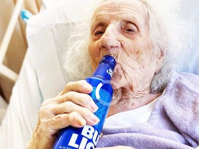 Beer_US Old Lady Beer_US Old Lady