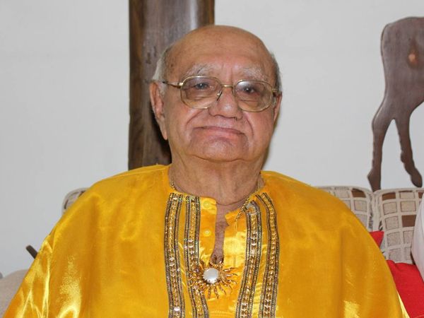 famous astrologer Bejan Daruwala dies due to Covid-19 in Ahmedabad 