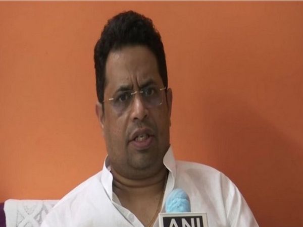 Saumitra Khan appeals for central leadership's intervention, says BJP can face huge loss in Bengal