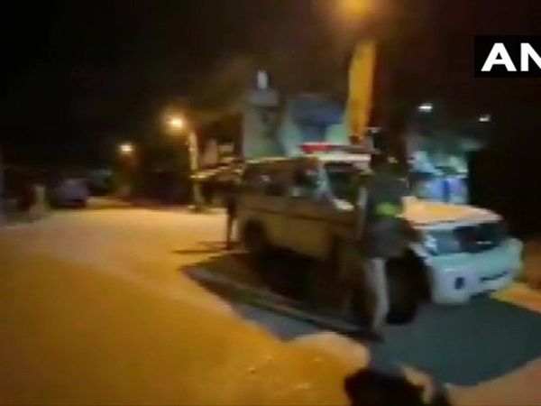 Bengaluru Violence: 2 dead, 60 cops injured after mob vandalises Congress MLA's house 