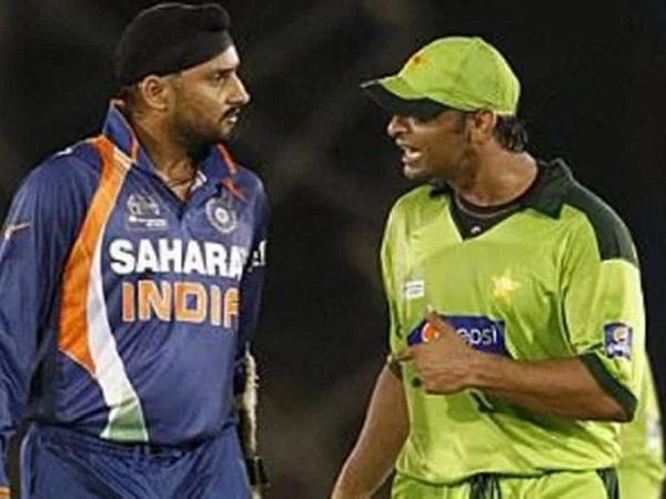 India vs Pakistan Cricket Match: when players of India and Pakistan lost their temper on group