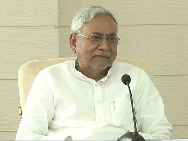 बिहार के मुख्‍यमंत्री नीतीश कुमार