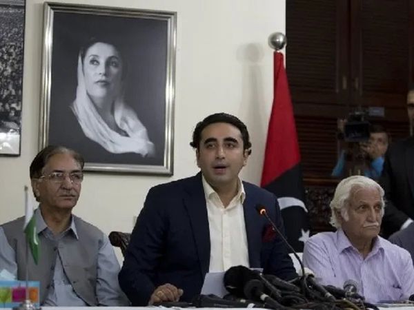 Imran Khan: बिलावल भुट्टो का हर बार मजाक क्‍यों बनाते हैं इमरान खान?