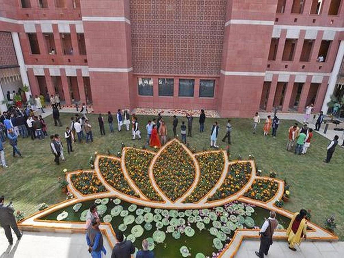 बीजेपी ने राज्य प्रभारियों के नाम का किया ऐलान, राधा मोहन सिंह होंगे यूपी के प्रभारी