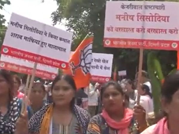 AAP, BJP, Delhi, Manish Sisodia, Arvind Kejriwal