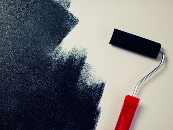 black colour use on wall