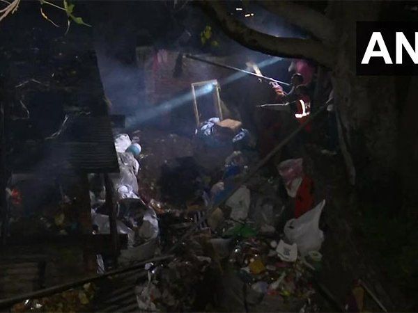 Jammu Blast: जम्मू के रेजीडेंसी रोड इलाके में सिलेंडर ब्लास्ट, 4 की मौत, 15 लोग घायल, पुलिस जांच में जुटी
