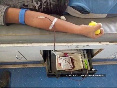 विश्व रक्तदान दिवस पर याद रखें ये 10 बातें, वरना मुसीबतों की वजह बन सकता है ये 'महादान' विश्व रक्तदान दिवस पर याद रखें ये 10 बातें, वरना मुसीबतों की वजह बन सकता है ये 'महादान'