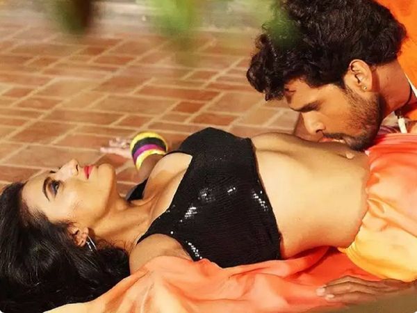 Bold Bhojpuri Actress