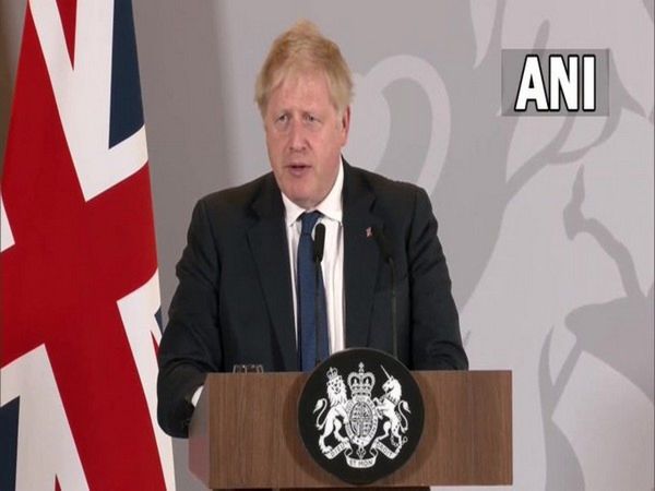 boris johnson resigns