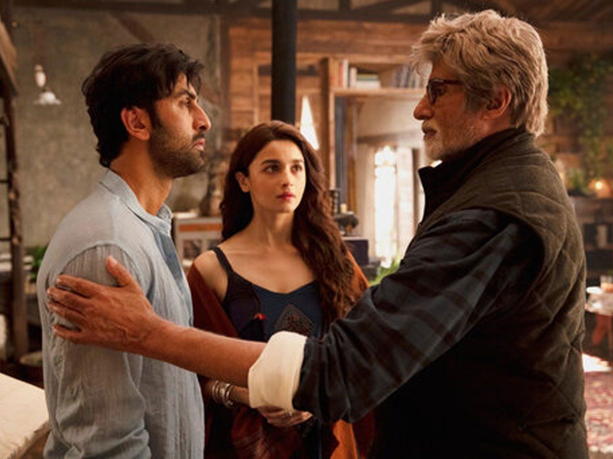 Brahmastra Box Office Collection Day 11: दूसरे सोमवार को इतनी कम हो गई 'ब्रह्मास्त्र' की कमाई, जानें 11वें दिन का कलेक्शन
