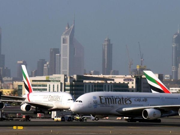 Indian missed the last flight to India in Dubai Airport