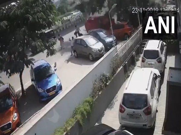 car fell down from flyover