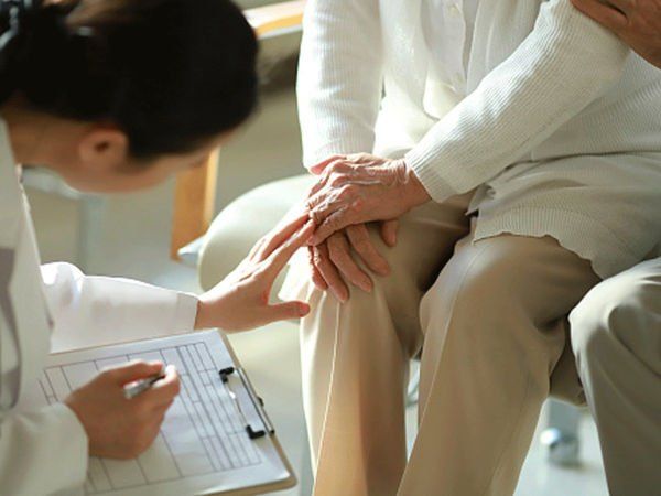 Coronavirus infection elderly people prevention