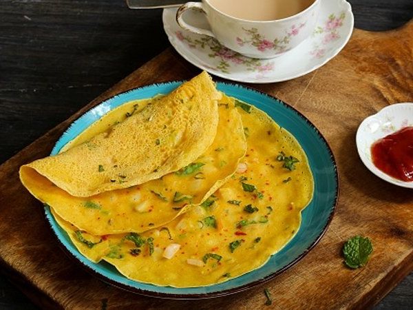 Healthy Cheela recipe : कम तेल में बनता है सूजी और बेसन का चीला, देखें ये हेल्‍दी रेस‍िपी