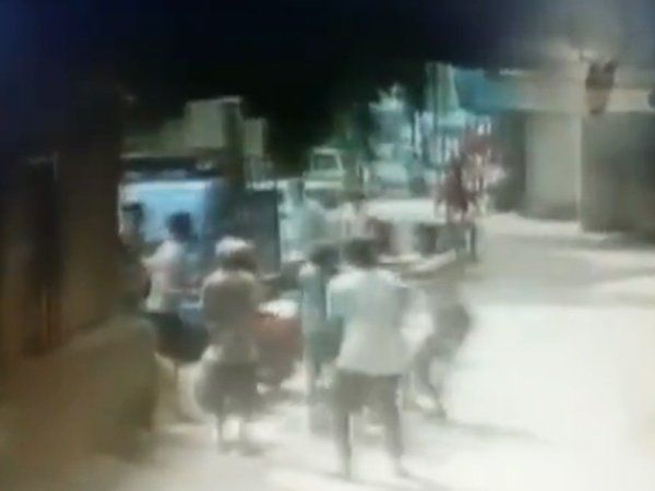 [Viral Video]मासूम गिरा छत से उसके बाद हुआ ये.., दमन और दीव से सामने आया हैरत अंगेज वीडियो