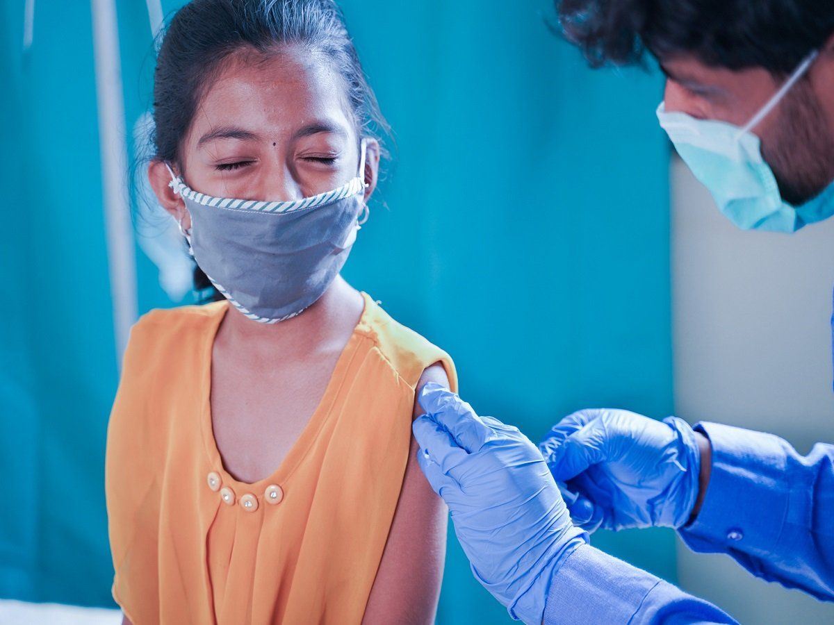 Corona Vaccination: फरवरी के अंत या मार्च से 12-14 आयु ग्रुप के बच्चों का शुरू हो सकता है टीकाकरण-NTAGI