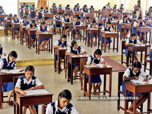 No internet? Don't worry, your children will study onair at home