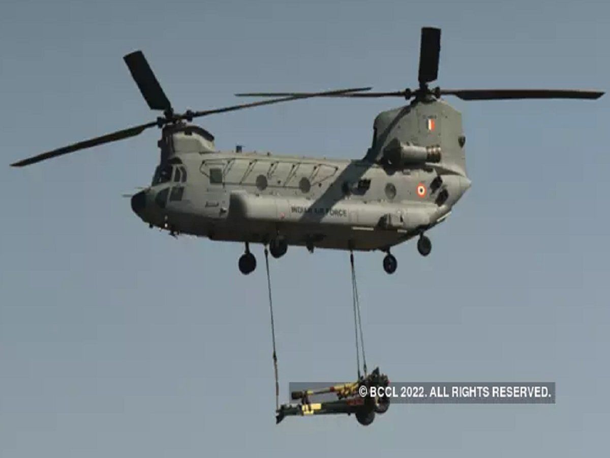 Chinook: वियतनाम से लेकर अफगानिस्तान तक जिस चिनूक के सहारे अमेरिका ने लड़ा युद्ध, उस पर लगा दिया अब बैन! भारत के पास भी है 15 हेलीकॉप्टर