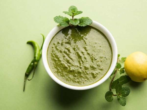 How to make Anardana Mint Chutney, How to make Anardana Mint Chutney at home, Homemade Anardana Mint Chutney, Anardana Mint Chutney Recipe in hindi