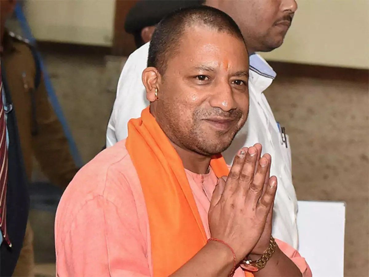 Lucknow: CM Yogi ने की ब्लड कैंसर से पीड़ित IIT के छात्र की मदद, सोशल मीडिया के जरिए मांगी थी सहायता