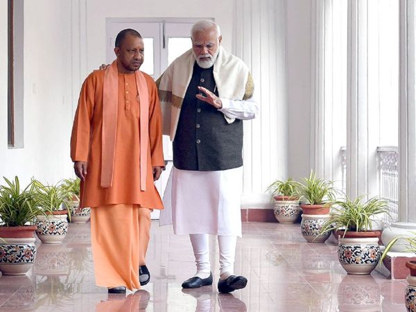 सीएम योगी ने यह तस्‍वीर ट्विटर पर शेयर की थी 