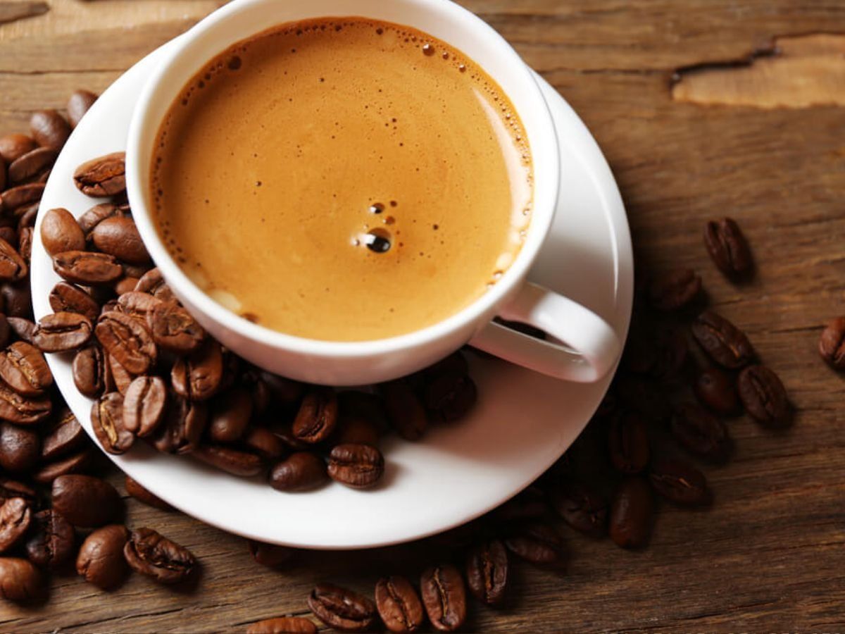 Coffee For Health: कॉफी पीने का रखते हैं शौक? जान लें इसके फायदे और नुकसान