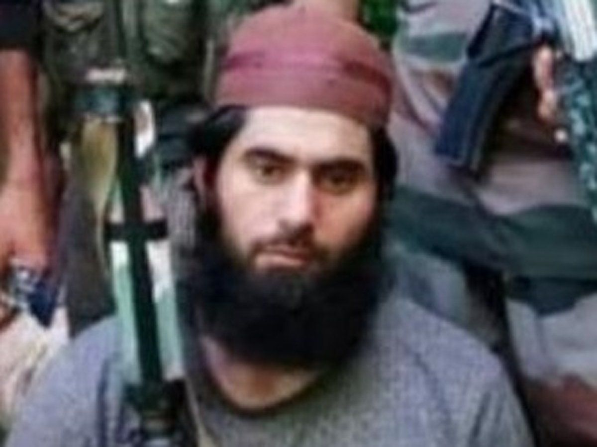 Anantnag encounter : अनंतनाग में सुरक्षाबलों को बड़ी सफलता, हिज्बुल कमांडर सहित 3 आतंकी ढेर