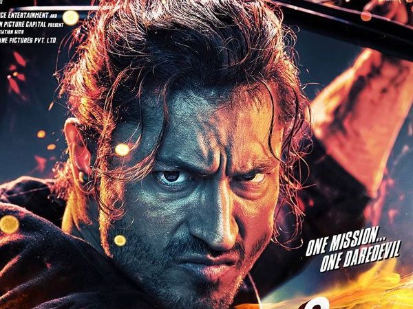 Commando 3 Movie Review