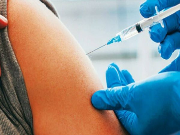 Paralyzed man started movement after covishield vaccination in Jharkhand know about shocking truth