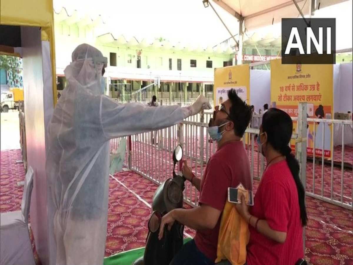 Corona Update: कोरोना के मामलों का बढ़ना जारी, पिछले 24 घंटों में सामने आए 18,819 मामले; 39 की गई जान