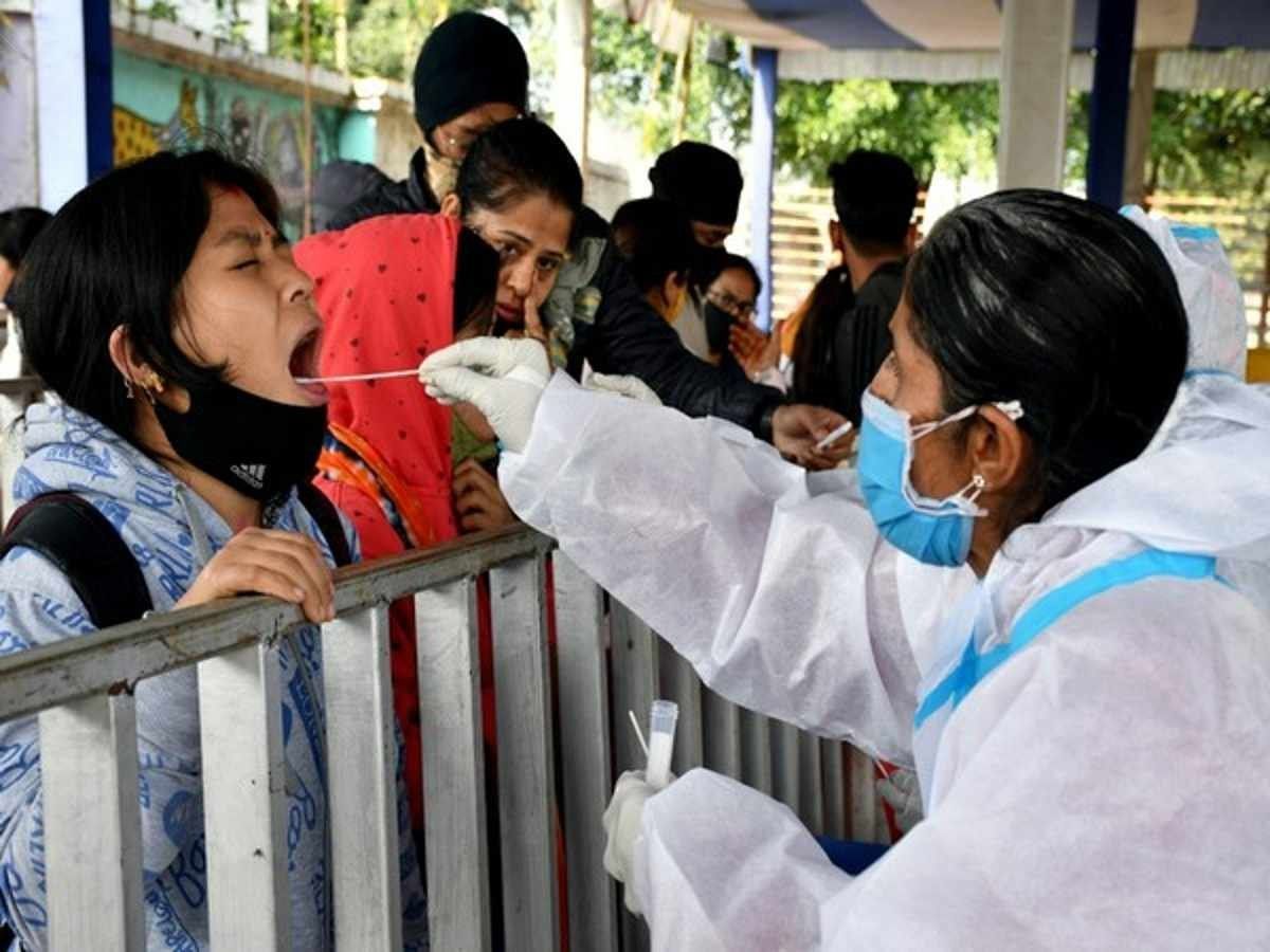 Corona Update: देश में पिछले 24 घंटों में 23 मरीजों की गई कोरोना से जान, सामने आए 17,070 मामले