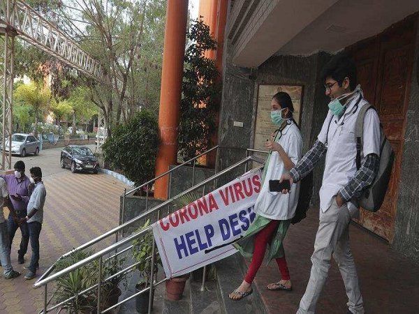 Corona Virus In India: कोरोना को कुचलने के लिए सरकार पुरी तरह तैयार, खास इंतजामों पर एक नजर