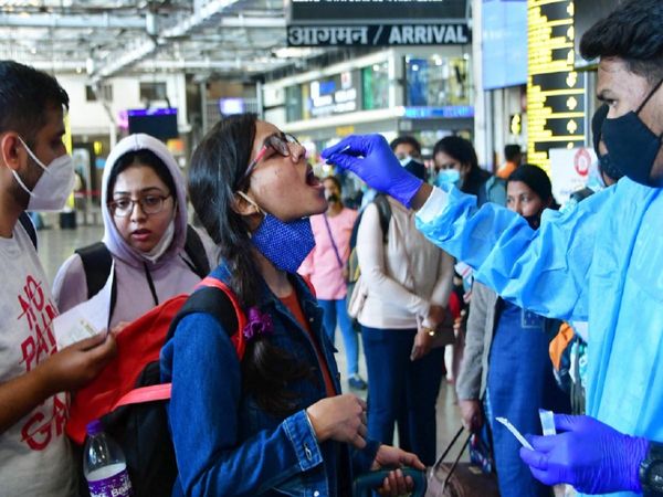 Omicron का हो चुका है कम्‍युनिटी स्प्रेड? आंकड़ों ने चौंकाया