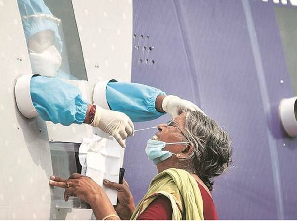 World is moving towards third wave of Covid 19, next 100 days crucial warns centre