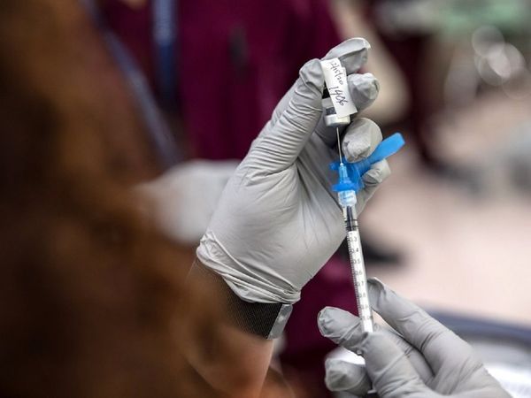 Fact Check: वैक्‍सीन लगवाने वाले नहीं कर पाएंगे बच्‍चे पैदा! जानिये क्‍या है इस वायल वीडियो की सच्‍चाई?