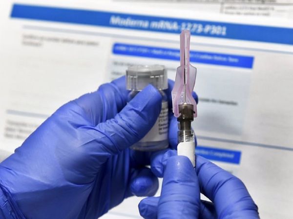 जबसे कोविड-19 फैला, एक दिन भी नहीं ली छुट्टी, अब इस सिक्‍योरिटी गार्ड को लगेगा मध्‍य प्रदेश का पहला टीका