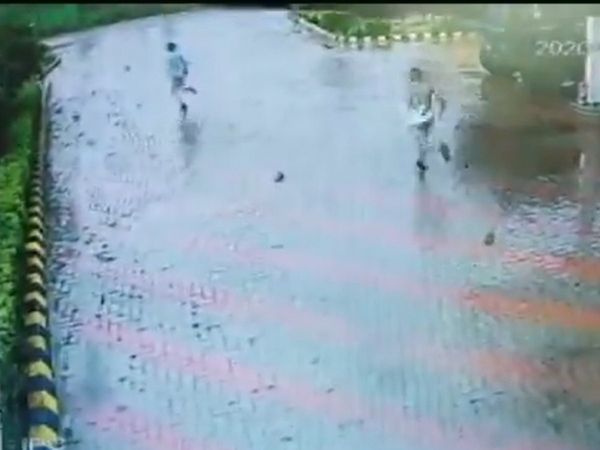 लखीमपुर खीरी में पुलिस की बड़ी चूक, हिरासत से भागा कैदी, Video viral